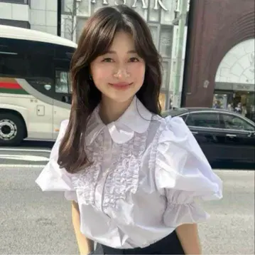 [미사용 새상품 당일 발송] Bibiy. CORA PUFF BLOUSE