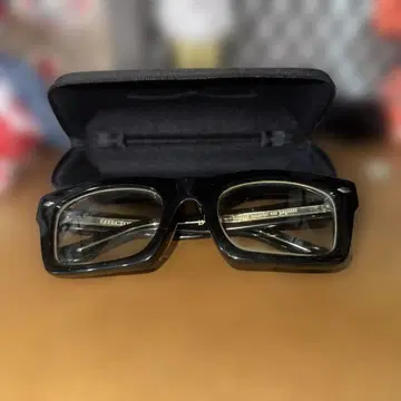 이펙터 EFFECTOR 남성용 안경 미야가와 다이스케 착용 최저가