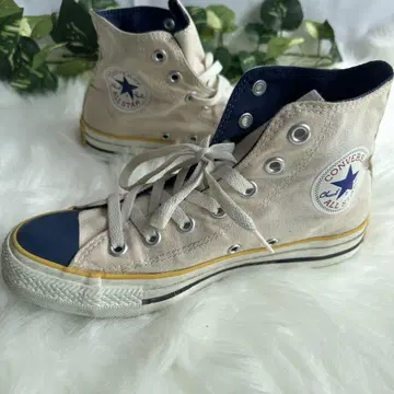 Converse All Star 베이지/네이비 하이컷 스니커즈
