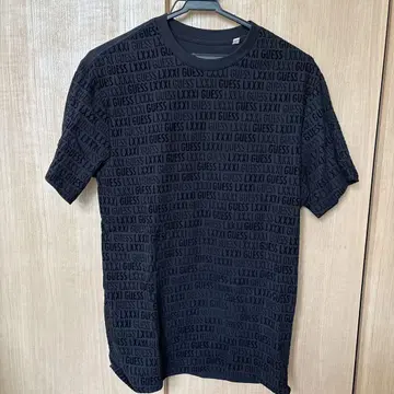 GUESS 블랙 티셔츠 S 사이즈