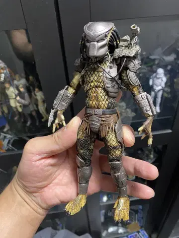 네카 프레데터 피규어 정글 헌터 NECA Predator