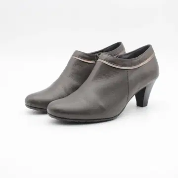 15 디셋디셋 1717 천연 가죽 앵클 부티 (23cm3E) 새상품급