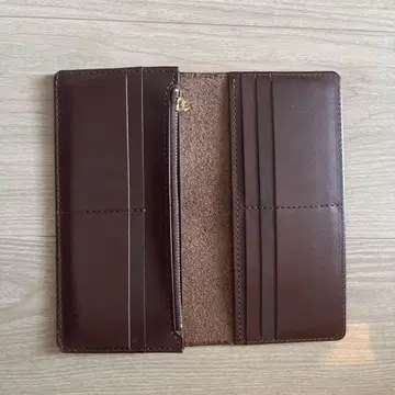 다크 브라운 가죽 장지갑