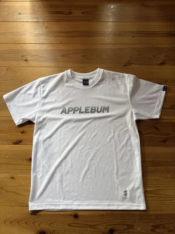 APPLEBUM 화이트 티셔츠