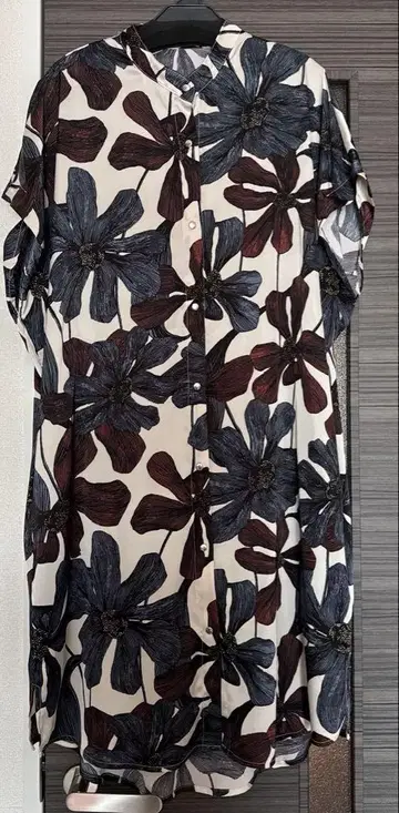 SUMI STYLE 보태니컬 무늬 원피스 네이비