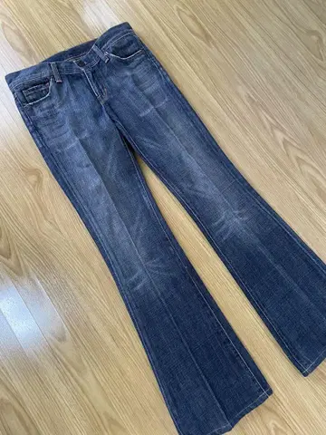 새상품급 시티즌 오브 휴머니티 플레어 데님 팬츠 청바지 26