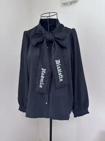 노에미 NOEMIE 고딕 자수 보우타이 프릴 블라우스 M 블랙