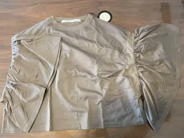 cogthebigsmoke LAURA GATHERED SLV TOP