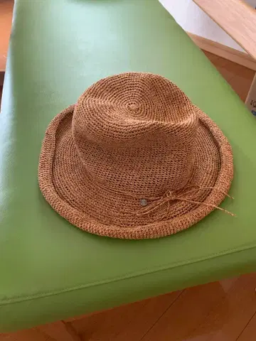 미즈노 밀리너 베이지 밀짚모자