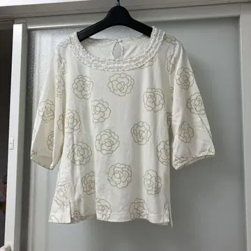 새상품급 잉게보그 튜닉 티셔츠