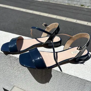 FURLA 네이비 스트랩 샌들 37