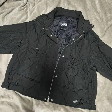 ZARA 블랙 퀼팅 재킷