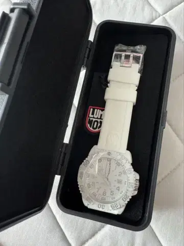 Luminox 시계 XS.3057.WO