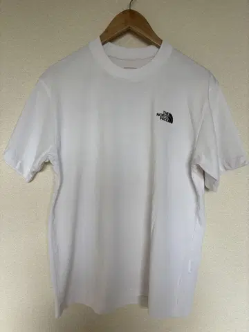The North Face 화이트 티셔츠 M 사이즈
