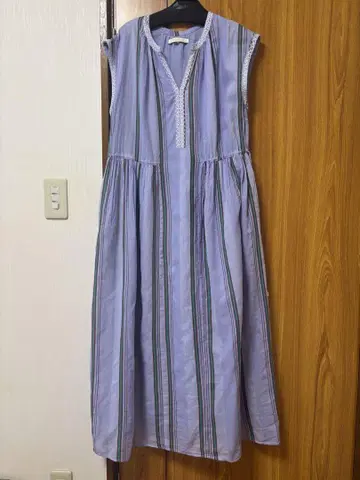 누키테파 Cotton Voile Stripe Dress