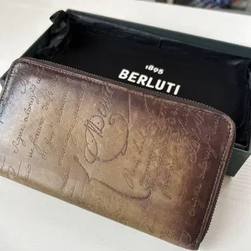 BERLUTI 벨루티 장지갑