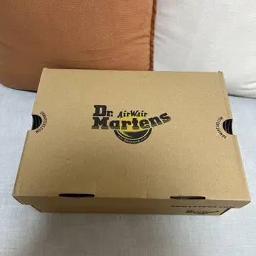 닥터마틴 샌들