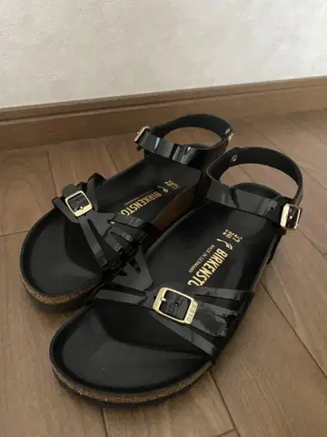 BIRKENSTOCK 37 사이즈 샌들