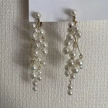 진주 귀걸이
