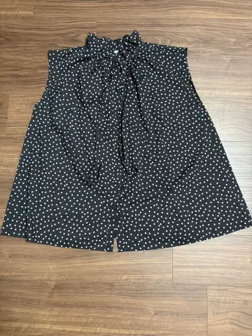 IENA 도트 프릴 슬리브리스 블라우스