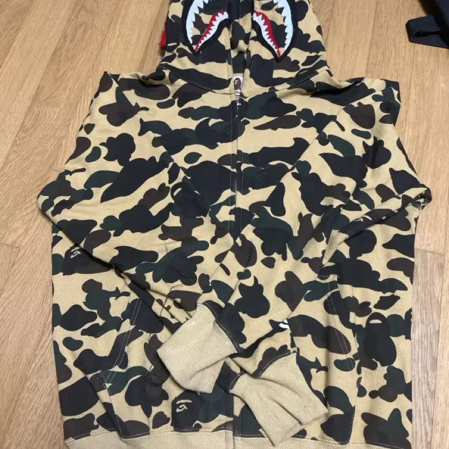 トップス XL bape Van Gogh Shark Full Zip Hoodie Buy BAPE x Van Gogh Museum Shark Full Zip Hoodie 'Yellow