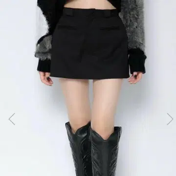 back pleats skirt meltthelady
