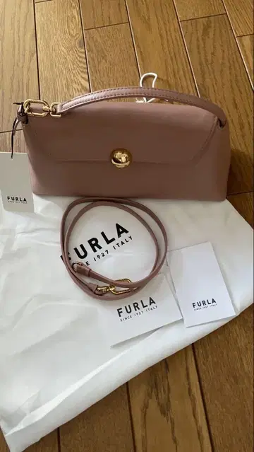FURLA SFERA SOFT 숄더백