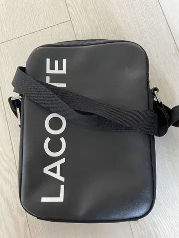 LACOSTE 블랙 숄더백