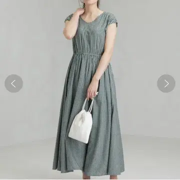 그린 라벨 릴랙싱 스트라이프 V넥 롱 원피스