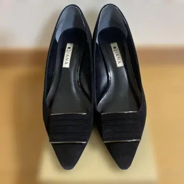 DIANA 블랙 스틸레토 펌프스 24.0cm