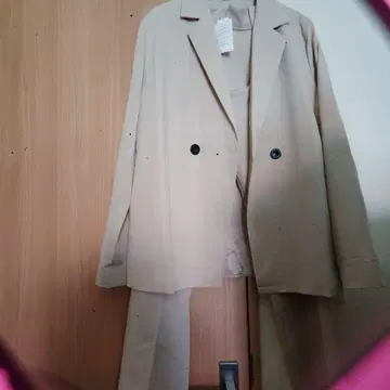 베이지 더블 버튼 자켓 팬츠 셋업