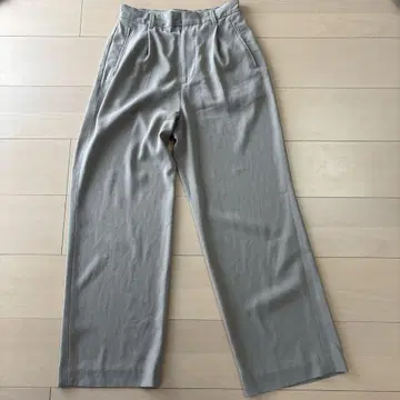 Spick & span 실키 드레이프 턱 팬츠