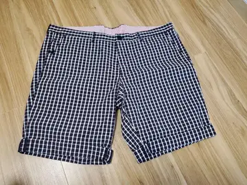 HUGO BOSS 숏팬츠