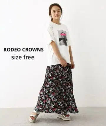 RODEO CROWNS 로데오크라운즈 패턴 플레어 스커트