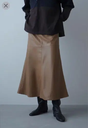 clane VEGAN LEATHER LONG SKIRT