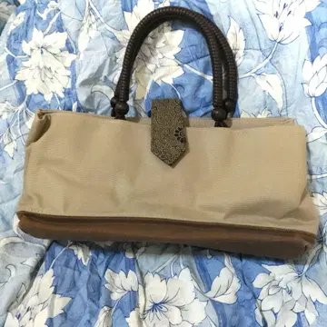 인덴풍 잠금 핸드백
