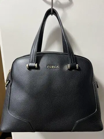 FURLA 블랙 가죽 핸드백