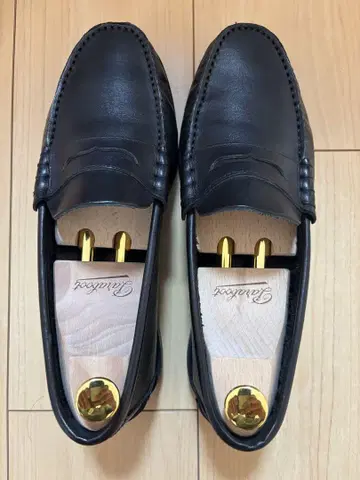 Paraboot 블랙 가죽 로퍼 CORAUX