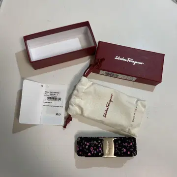 페라가모 헤어 클립