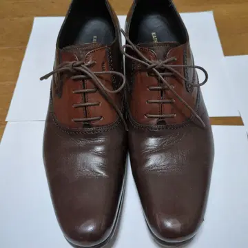 캐서린 햄넷 브라운 가죽 드레스 슈즈 낮은 힐 27cm