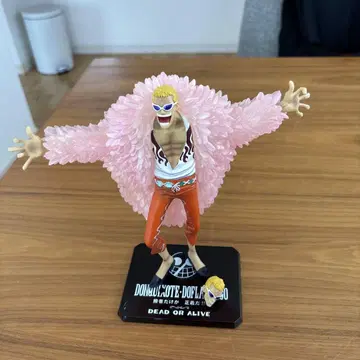 돈키호테 도플라밍고 피규어