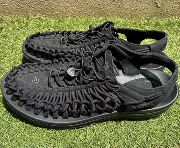 KEEN NEWPORT H2 블랙 스포츠 샌들