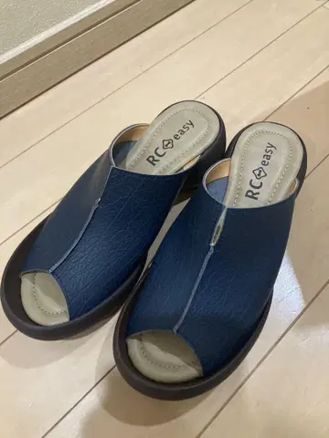RC 레게타카누 네이비 오픈토 샌들