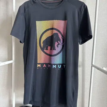 Mammut 그라데이션 티셔츠 블랙