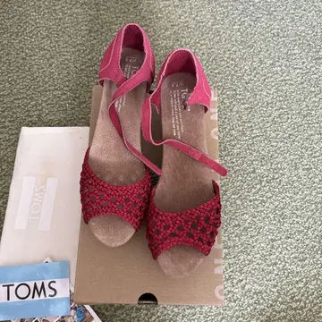 TOMS 샌들 24.5