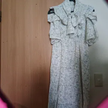 꽃무늬 오프숄더 롱 드레스