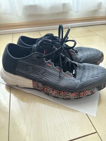 Under Armour 러닝화 26.5cm