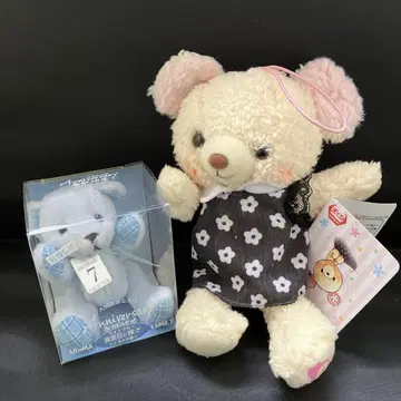 봉제 인형 세트 꽃무늬 드레스와 파란 곰