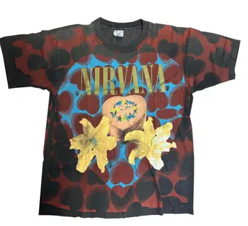 NIRVANA HEART SHAPED BOX SOF TEE L
