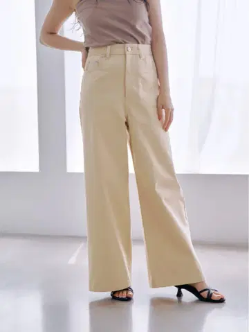 COHINA DENIM 컬러 플레어 와이드 regular M 베이지